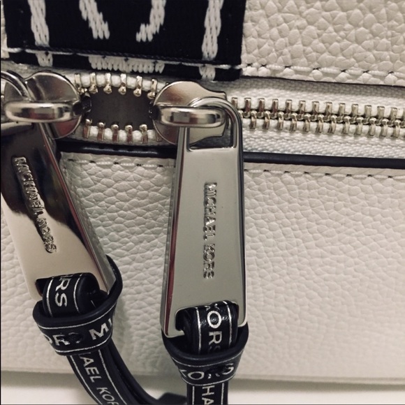 michael kors rhea backpack! - Picture 4 of 6